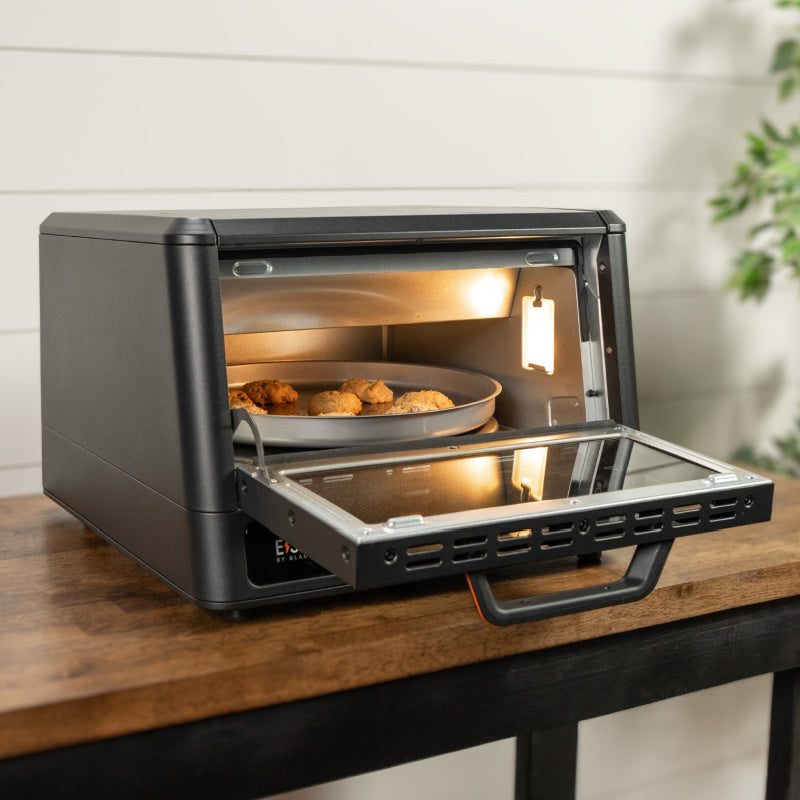 Blackstone Electric Pizza and Airfryer Combo open door baking