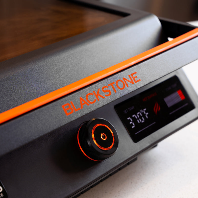 Blackstone 17inch Tabletop Griddle Digital panel