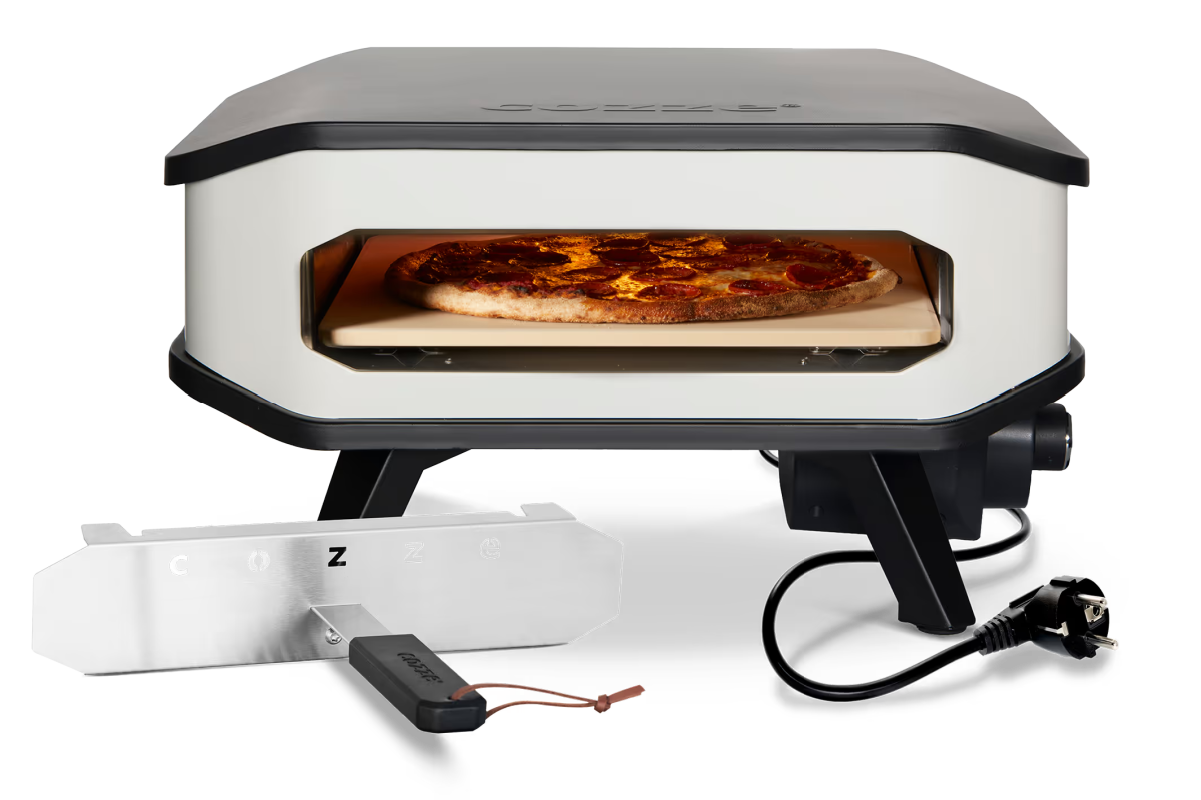 Cozze Electric Pizza oven with cover and pizza