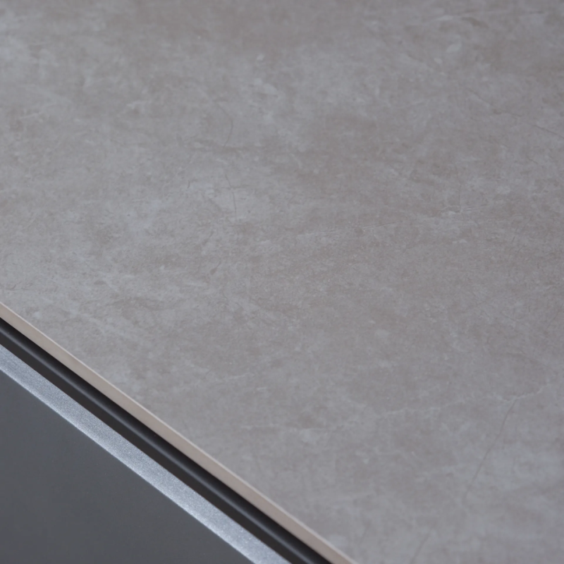 Maze-kitchen-island-surface