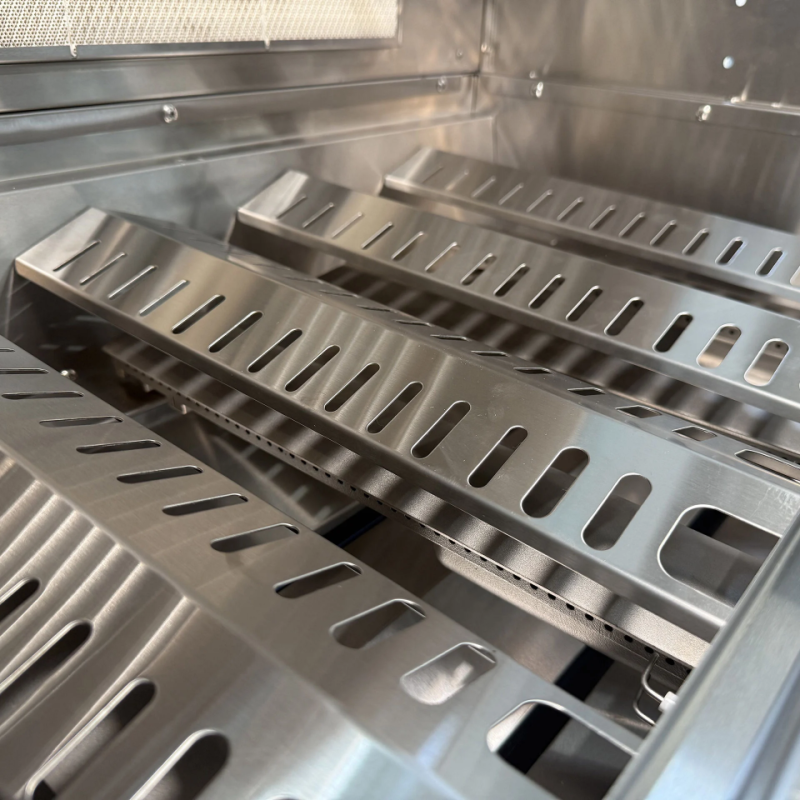 Maze-kitchen-island-under-grill-view