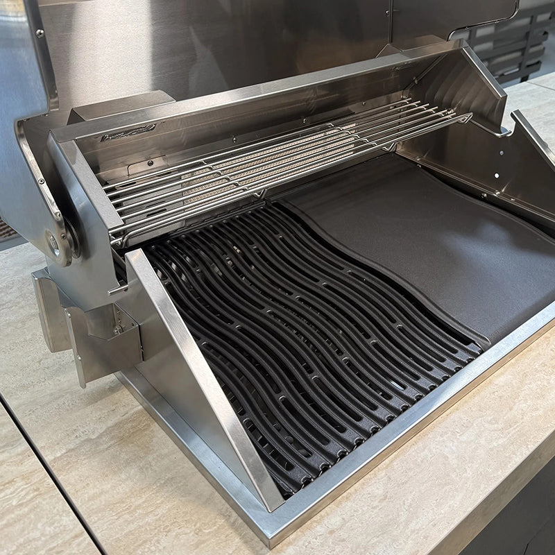 Maze - Monarch Linear Outdoor Kitchen with 4 Burner Gas Grill, Sink and Single Fridge