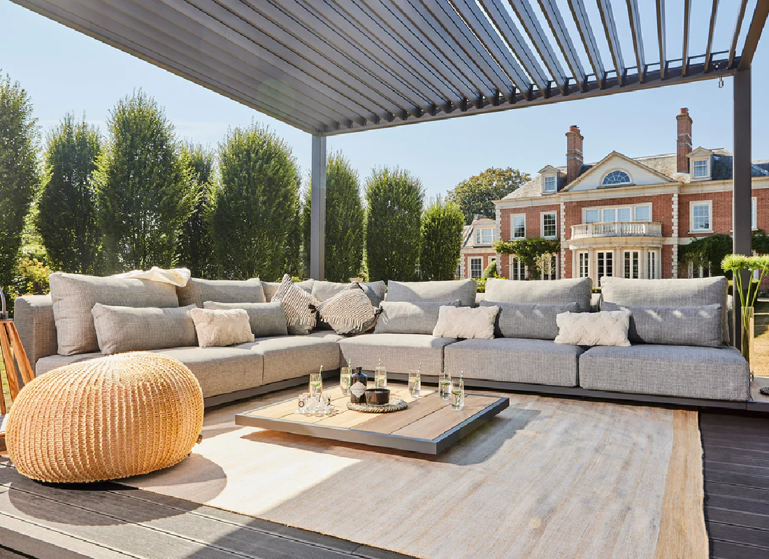SunsLifestyle-kota-lounge-collection-under_pergola_view