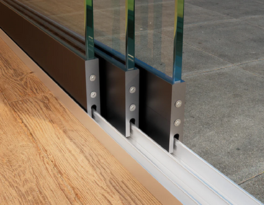 Suns_Lifestyle_Luxe_Sliding_railing_view
