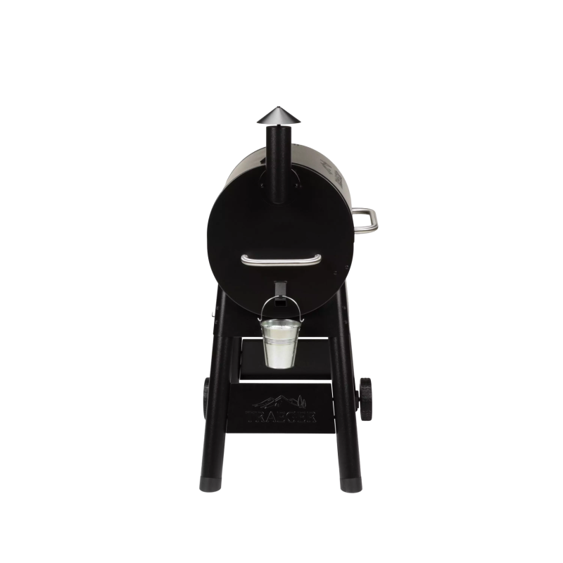 Traeger Pro 575 Black International end view