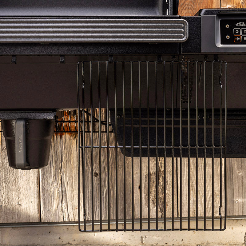 Traeger Woodridge close up of grate holders